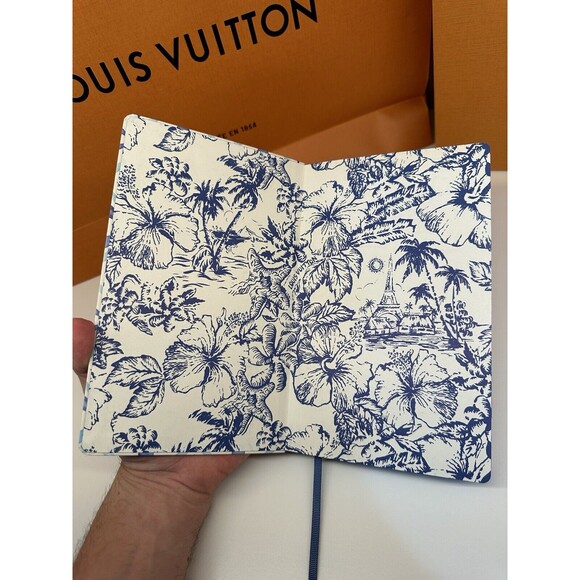 NIB Louis Vuitton Jane Notebook MM By The Pool Lagoon Blue GI1093 ๐ฏ% Authentic - Picture 7 of 12